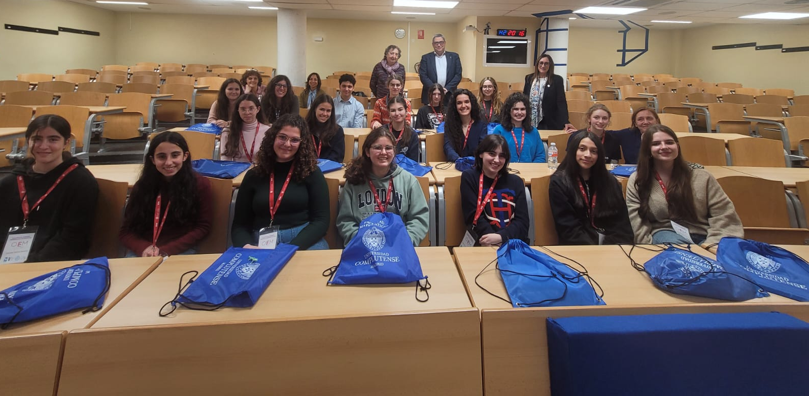 La Facultad de CC. Matemáticas acoge a las participantes en la Olimpiada femenina de Matemáticas.